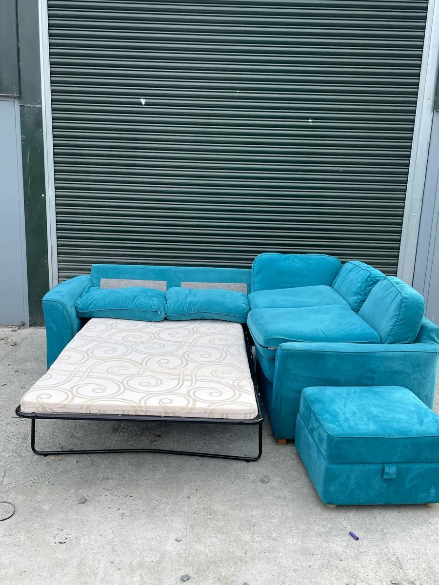 Lovely corner sofa - Image 2