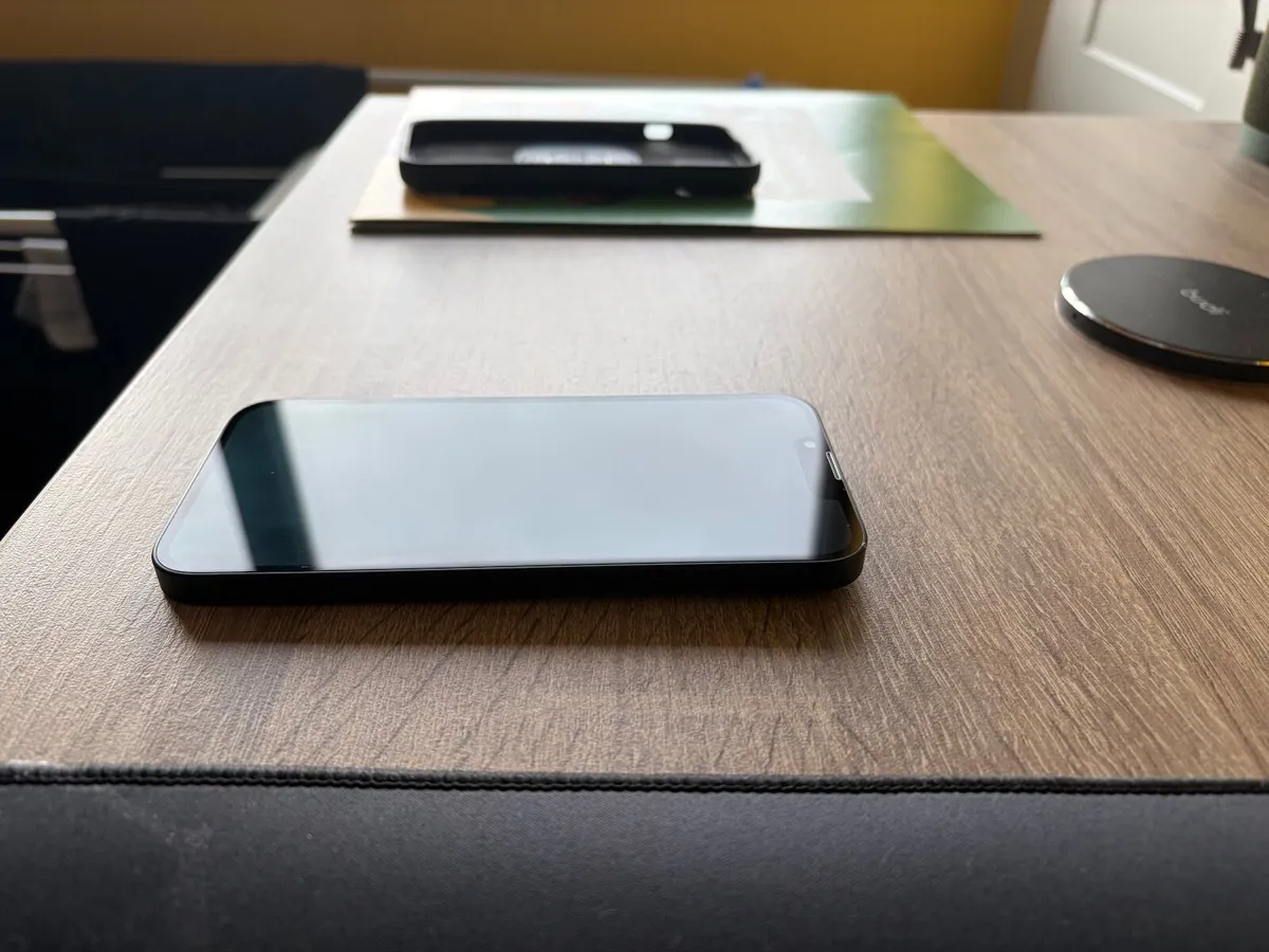 IPhone 13 - Image 3