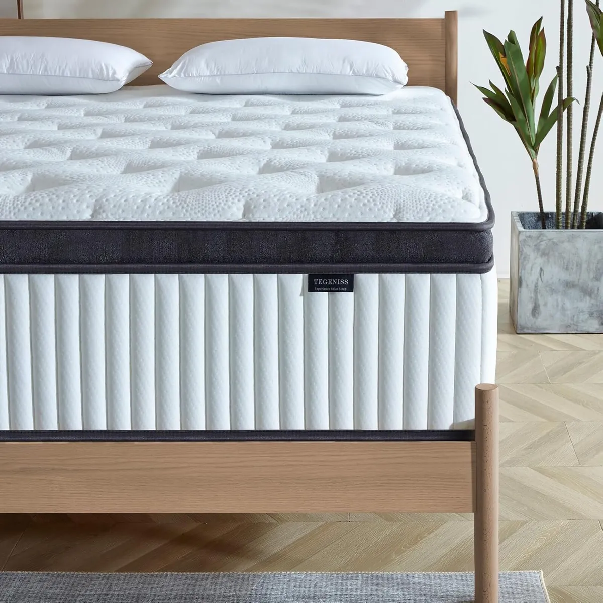 Mattress with Memory Foam Pocketing Spring - Image 1