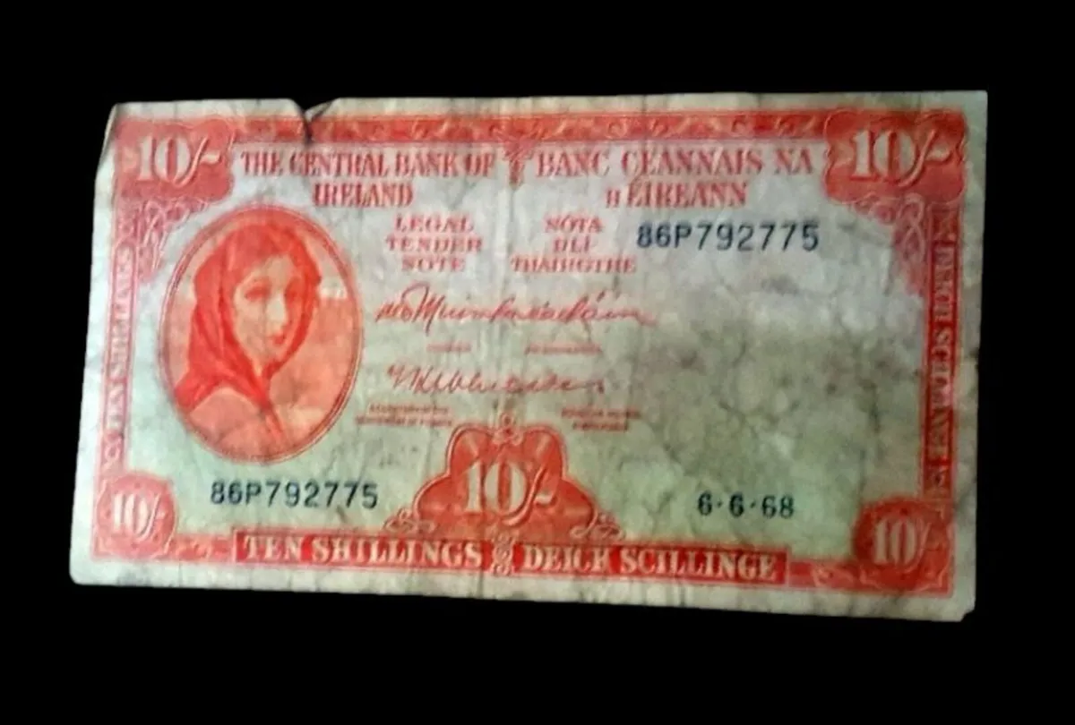 Vintage 1968 Irish 10 Shilling Note (Lady Lavery) - Image 3