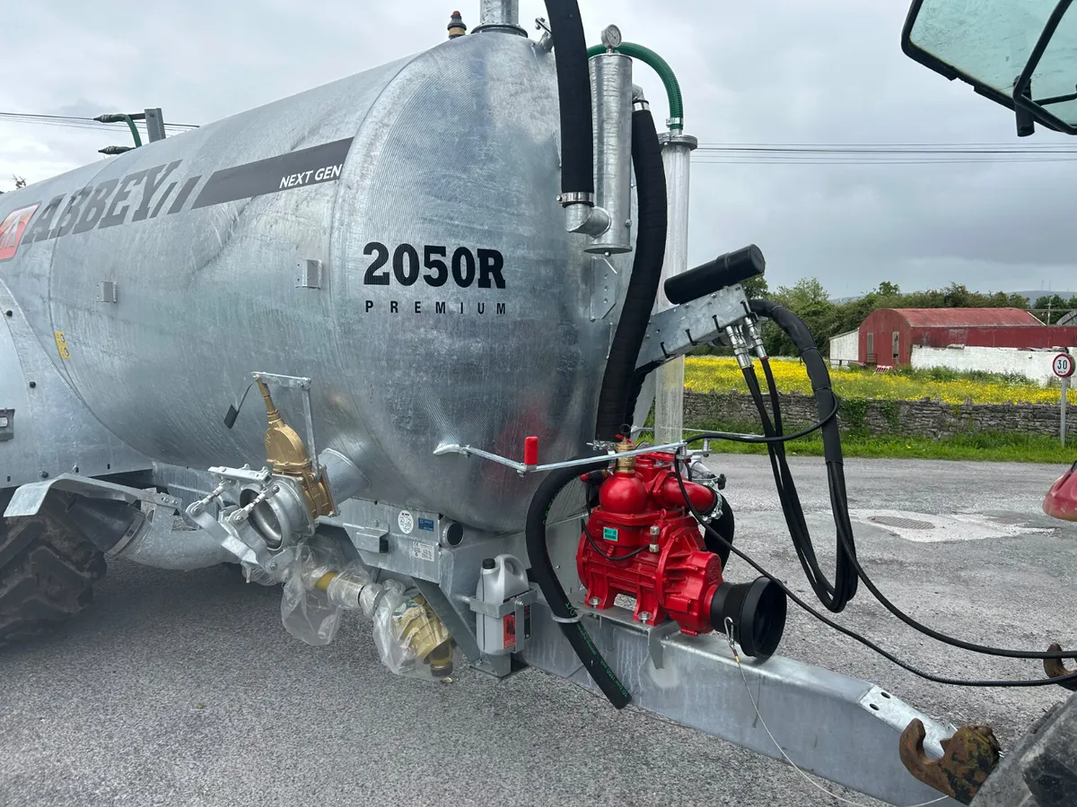 New Abbey 2050 Slurry Tank with Trailing Shoe - Image 4