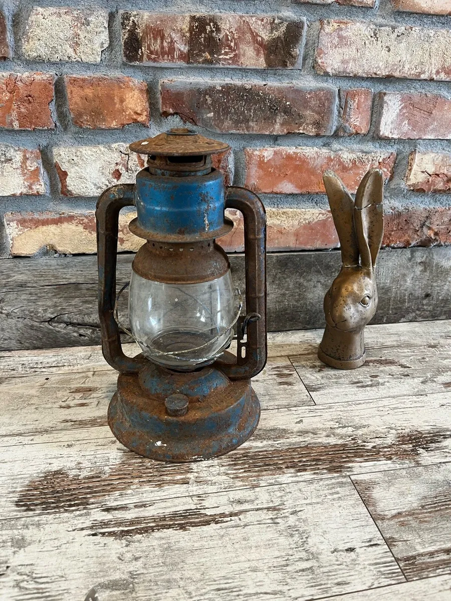 Vintage oil lamp - Image 1