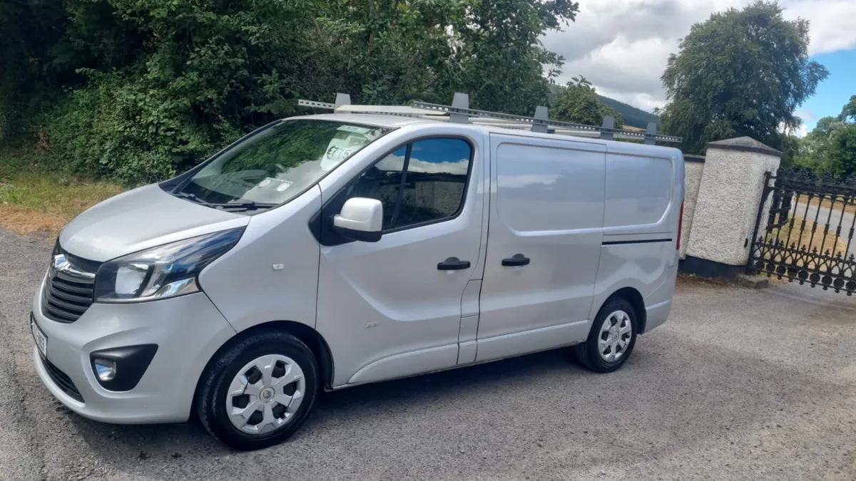 Vauxhall Vivaro 2017 DOE & TAX - Image 1