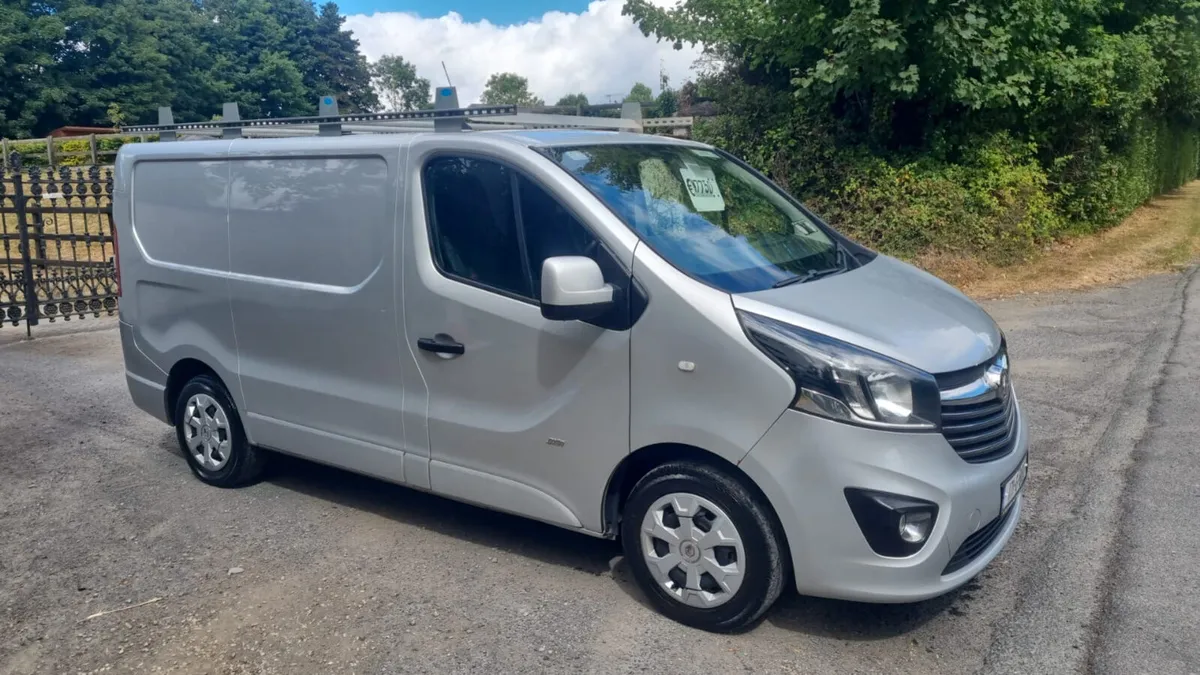 Vauxhall Vivaro 2017 DOE & TAX - Image 2