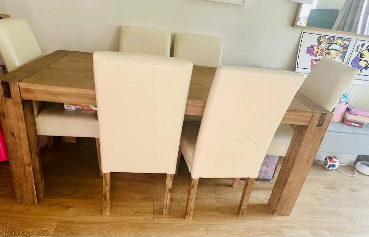 Dining table with chairs - Image 3