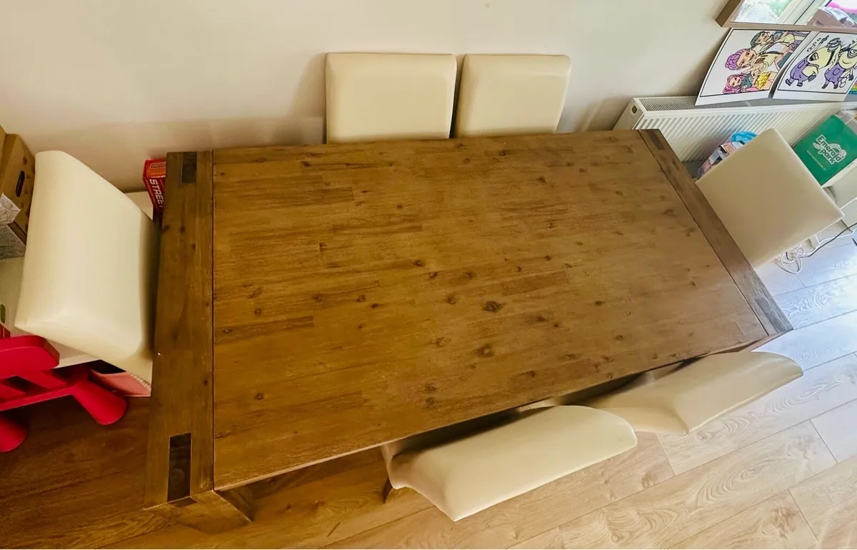 Dining table with chairs - Image 1