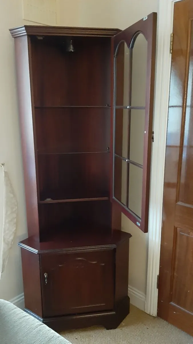 Mahogany corner display unit - Image 3
