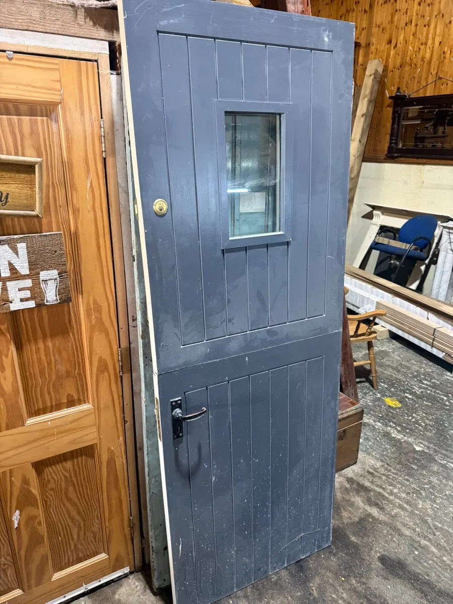 Reclaimed half door - Image 3