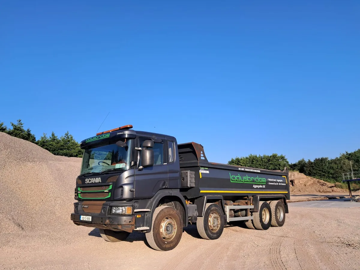 Scania P410 8x4 Tipper - Image 3