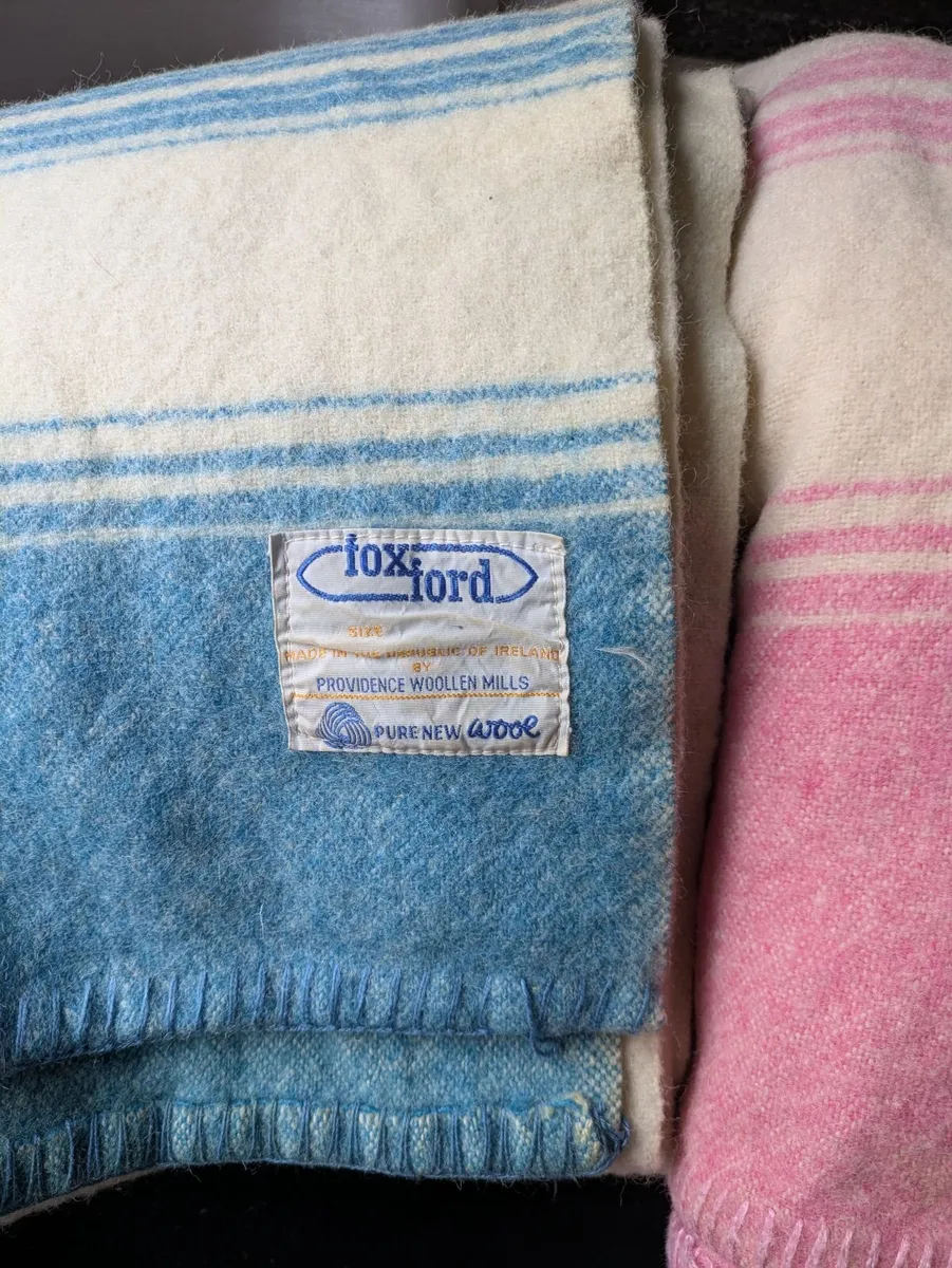 BLANKETS - Image 1