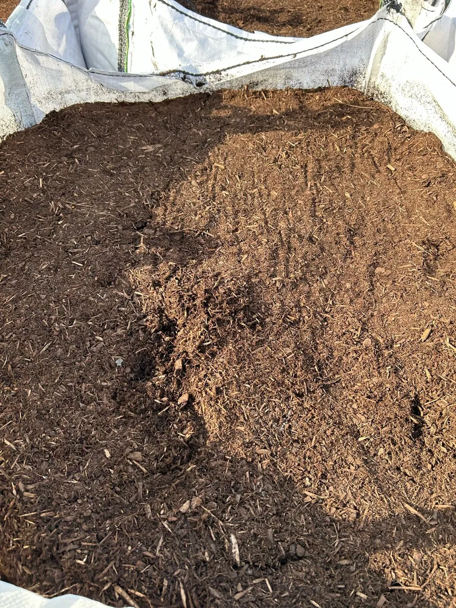 Screened topsoil - Image 4