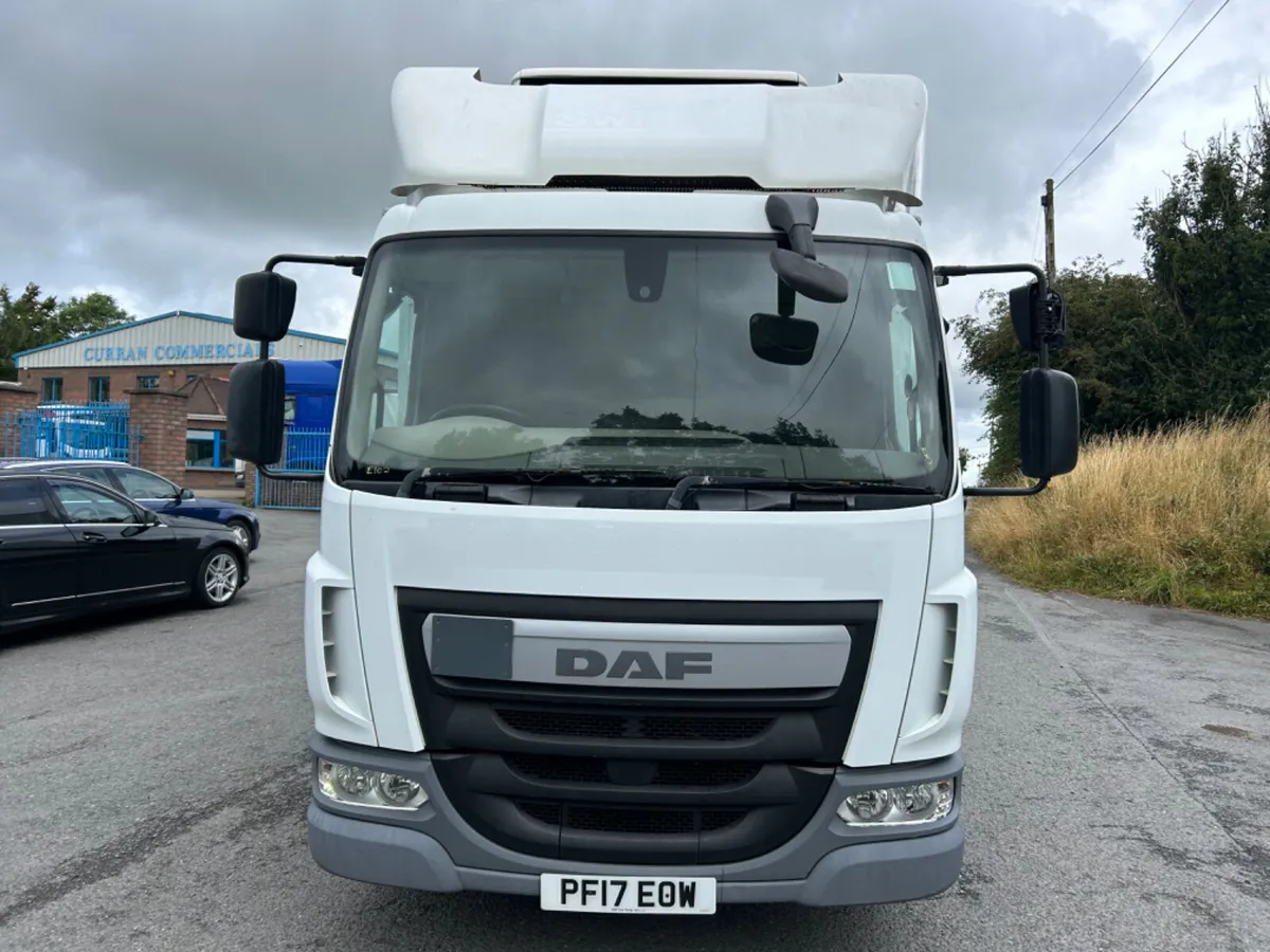 2017 Daf lf180  12 ton meat railer fridge - Image 3