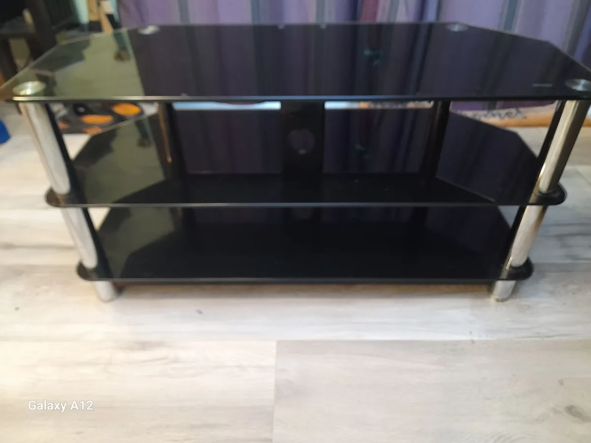 Tv stand - Image 2
