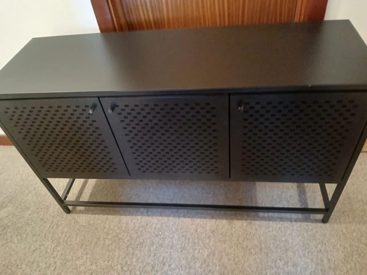 Cabbinet  tv stand /entertainment new - Image 2