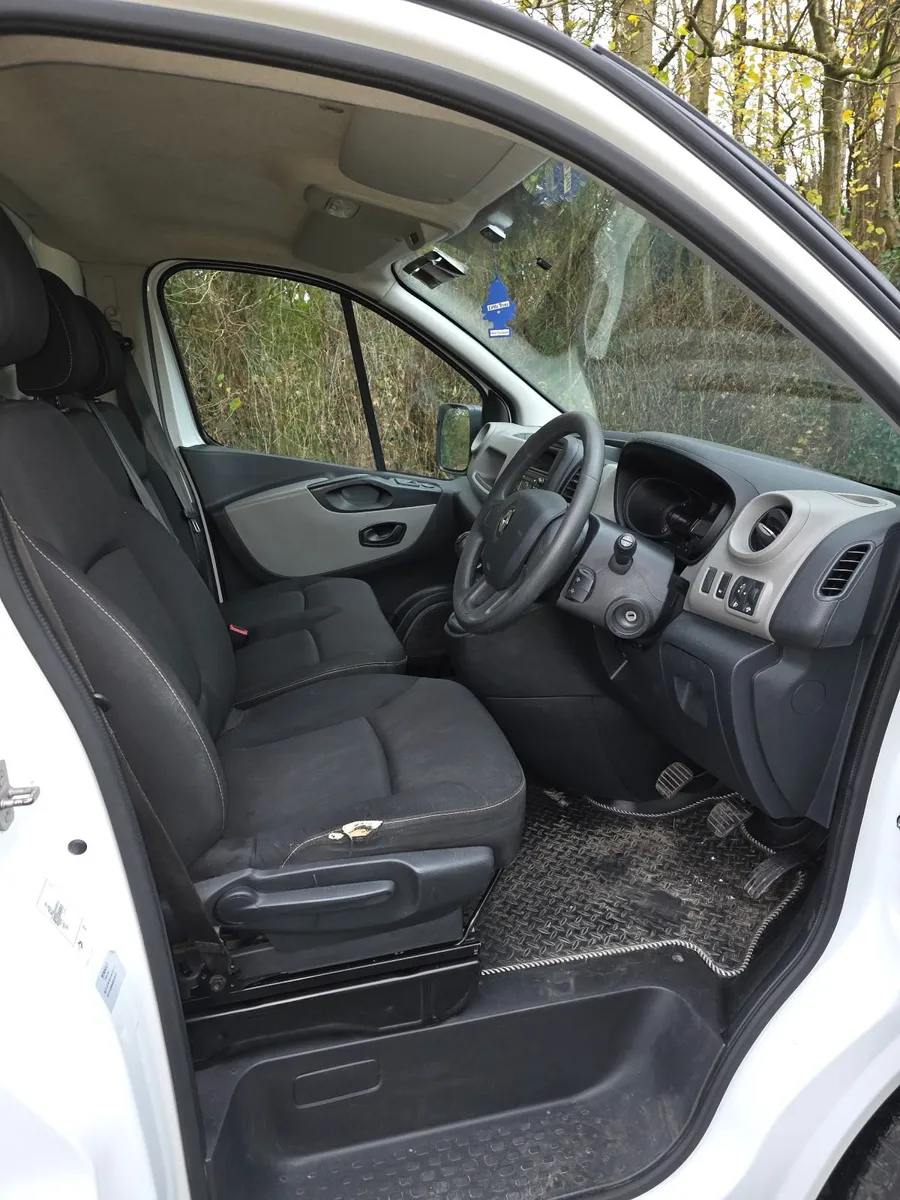 Renault Trafic 2019 - Image 4