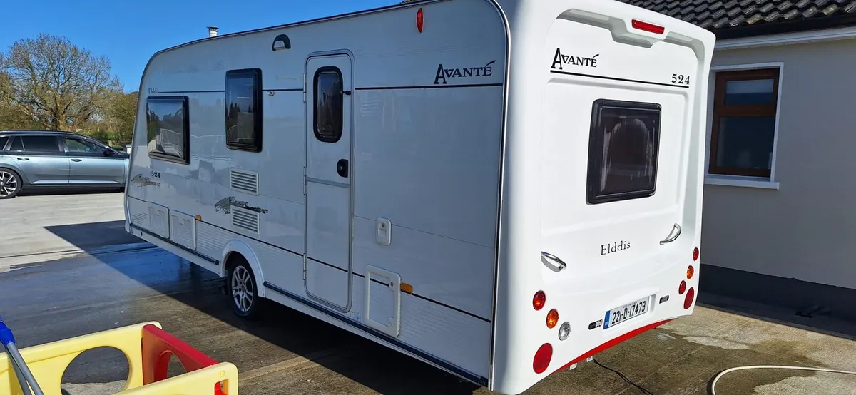 Caravan - Image 2