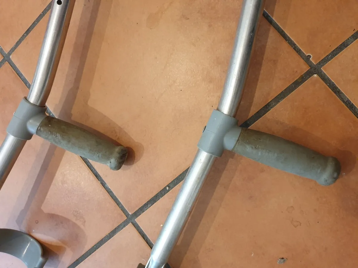 Crutches - Image 2
