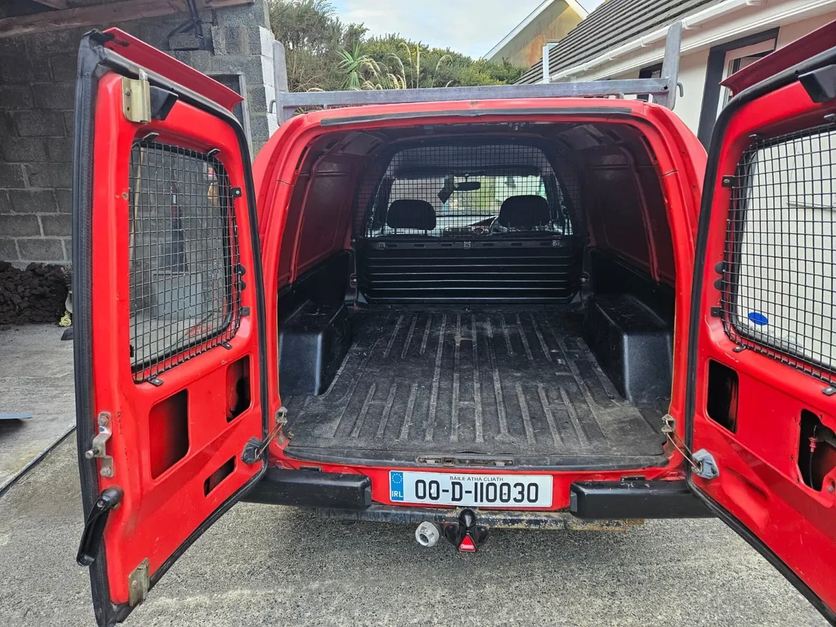 Ford Escort 2000 - Image 3
