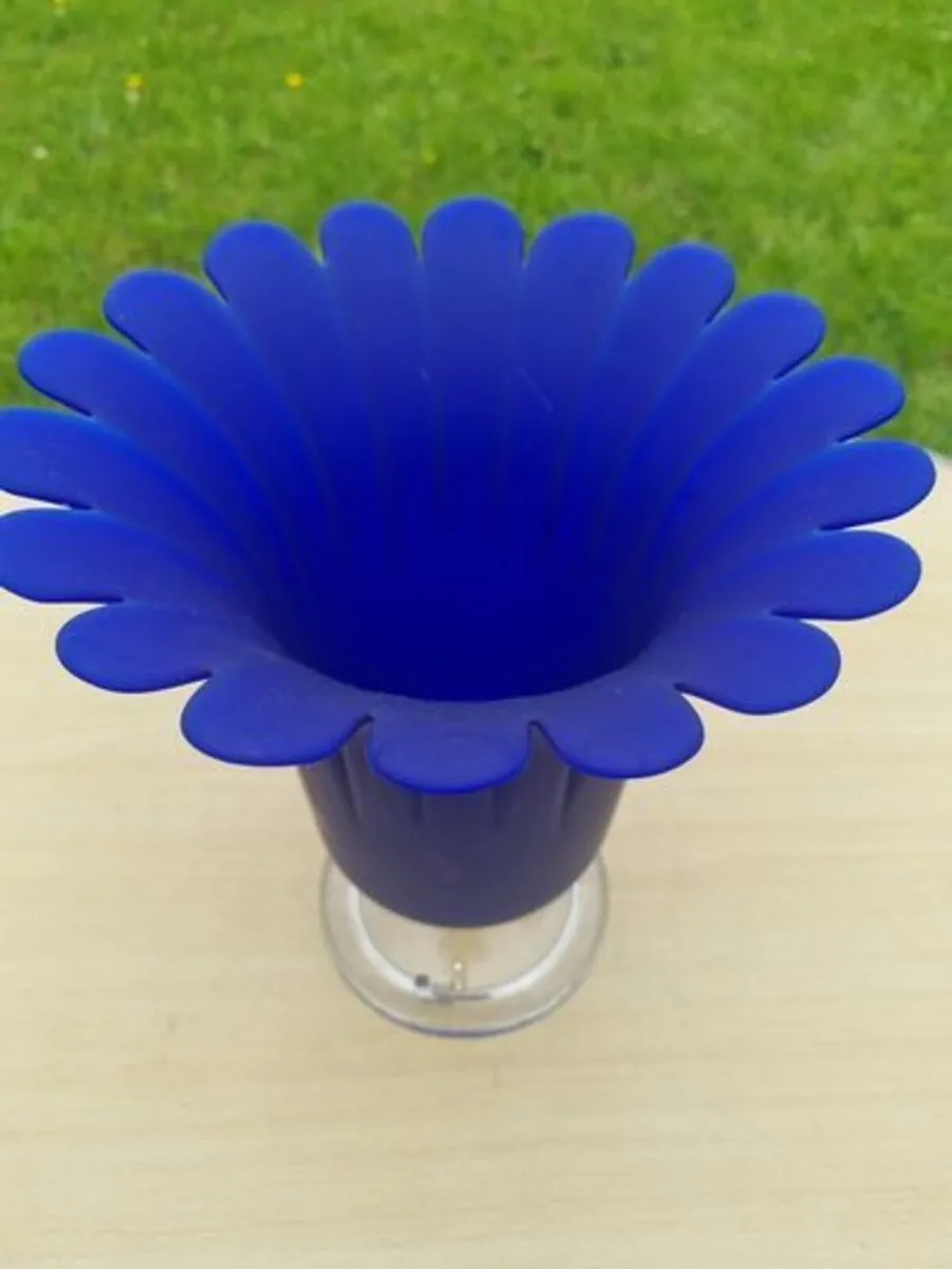 Jm Glass Portugal Vase - Image 3