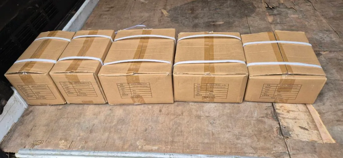 4xbrand new sets of rubber coated dumbbell sets - Image 3