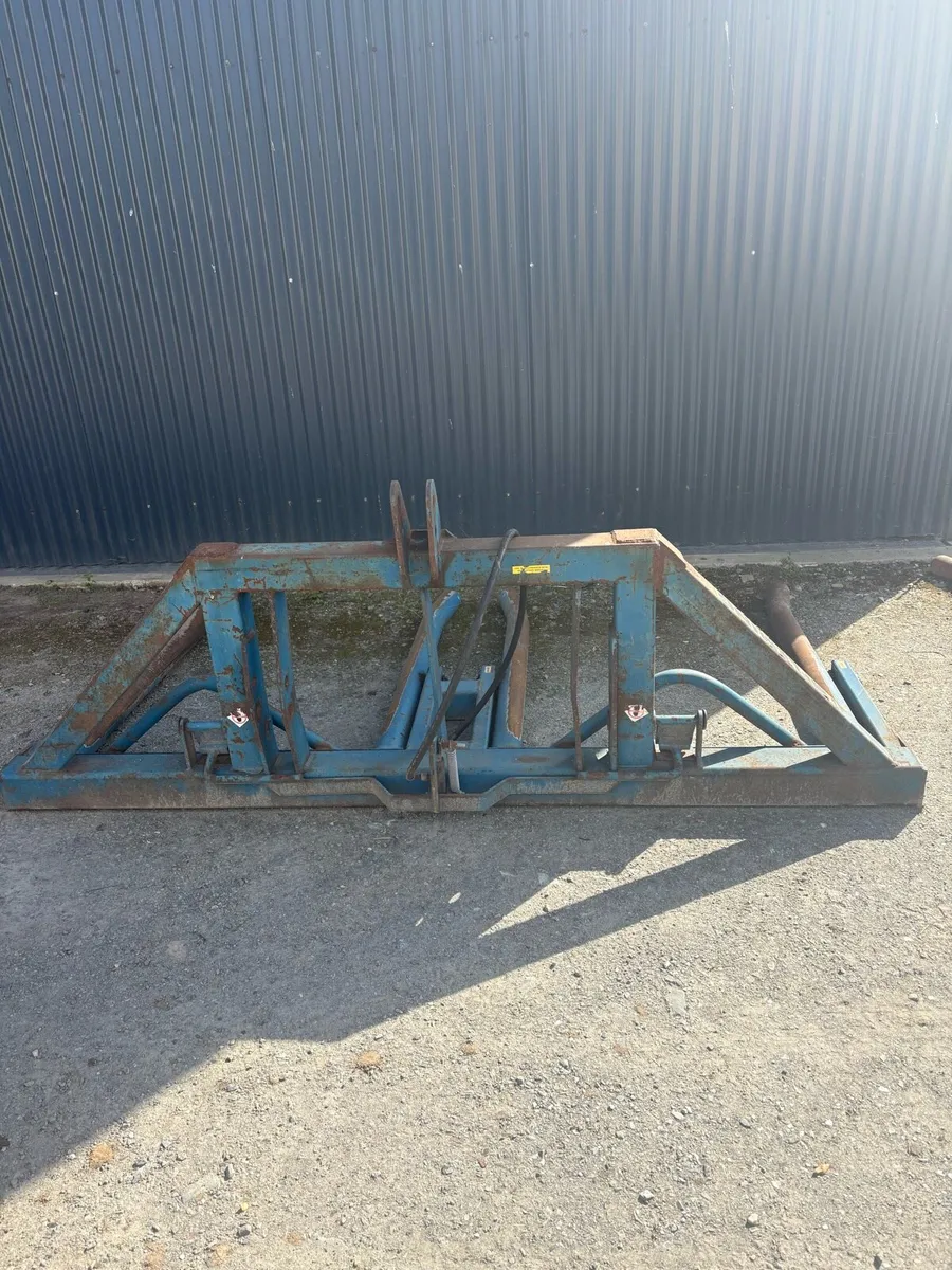 Fleming double bale lifter - Image 2