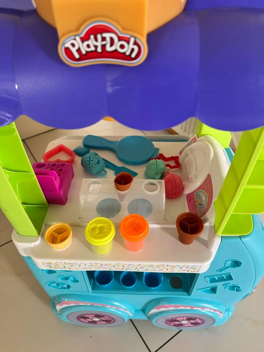 Playdoh Ice Cream Factory - Image 2