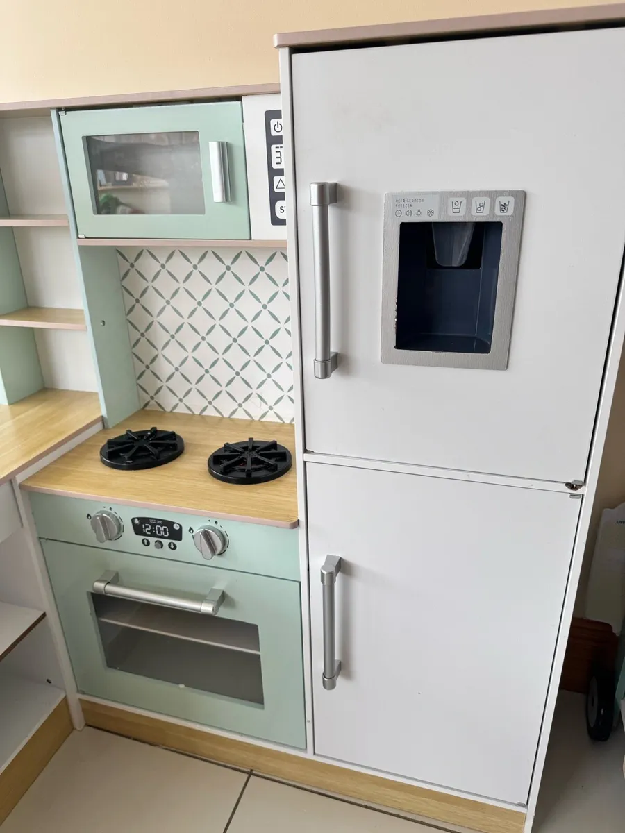 Toddlers Kitchen - Image 2