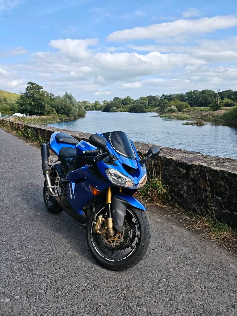 Kawasaki zx10r - Image 1