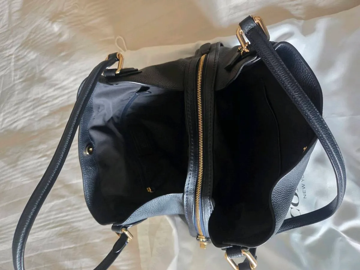 Navy Coach Bag - Image 4