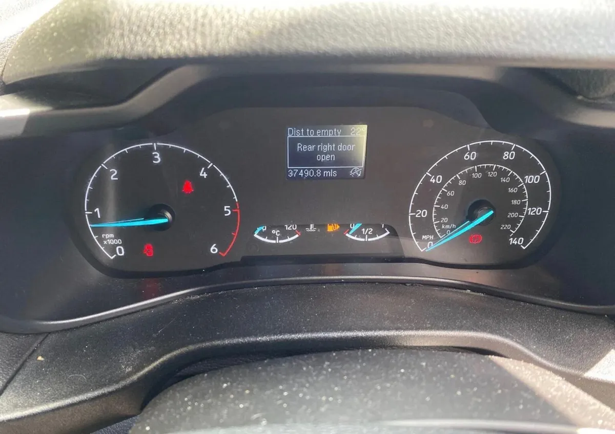 Ford Transit Connect Lwb 2023 - Image 4