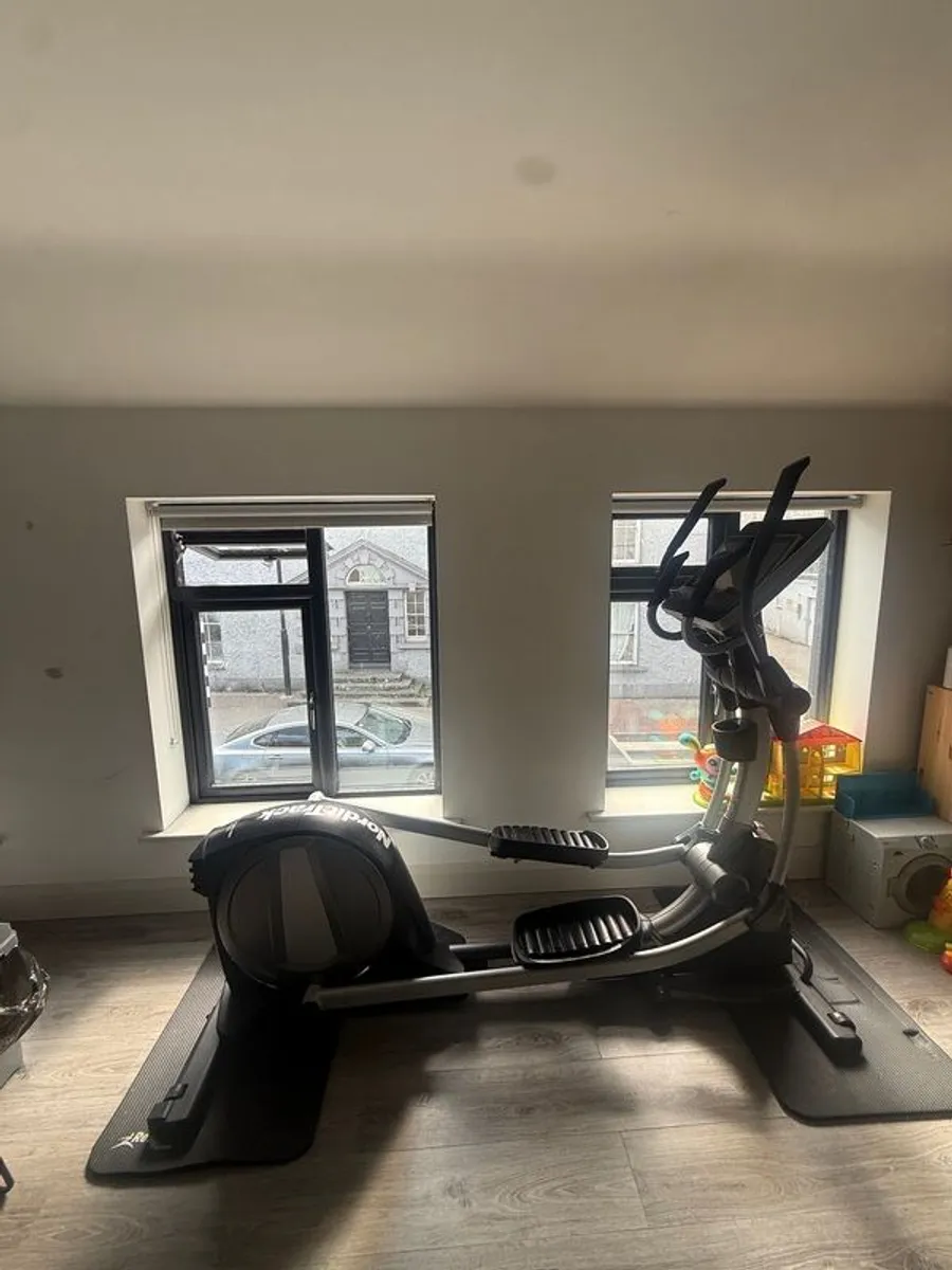 Nordic Track Elliptical - Image 4