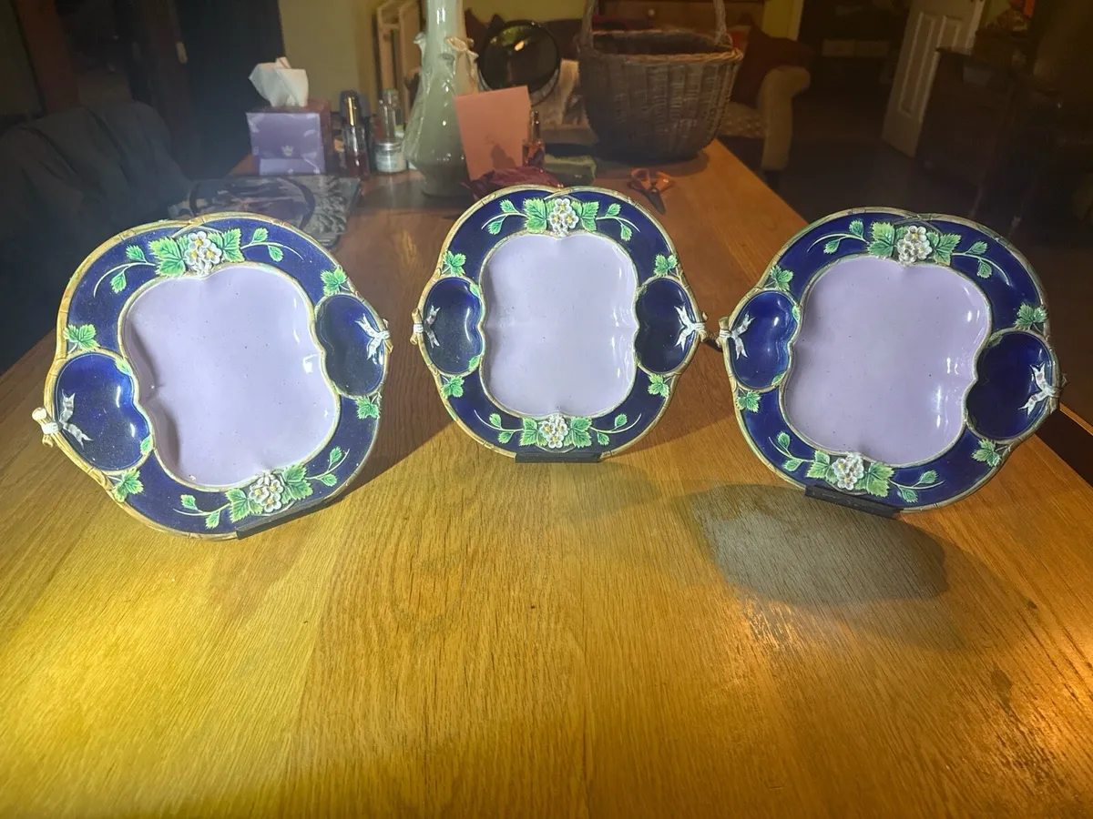 Rare 1869 Victorian Majolica Strawberry Plates x 3 - Image 1