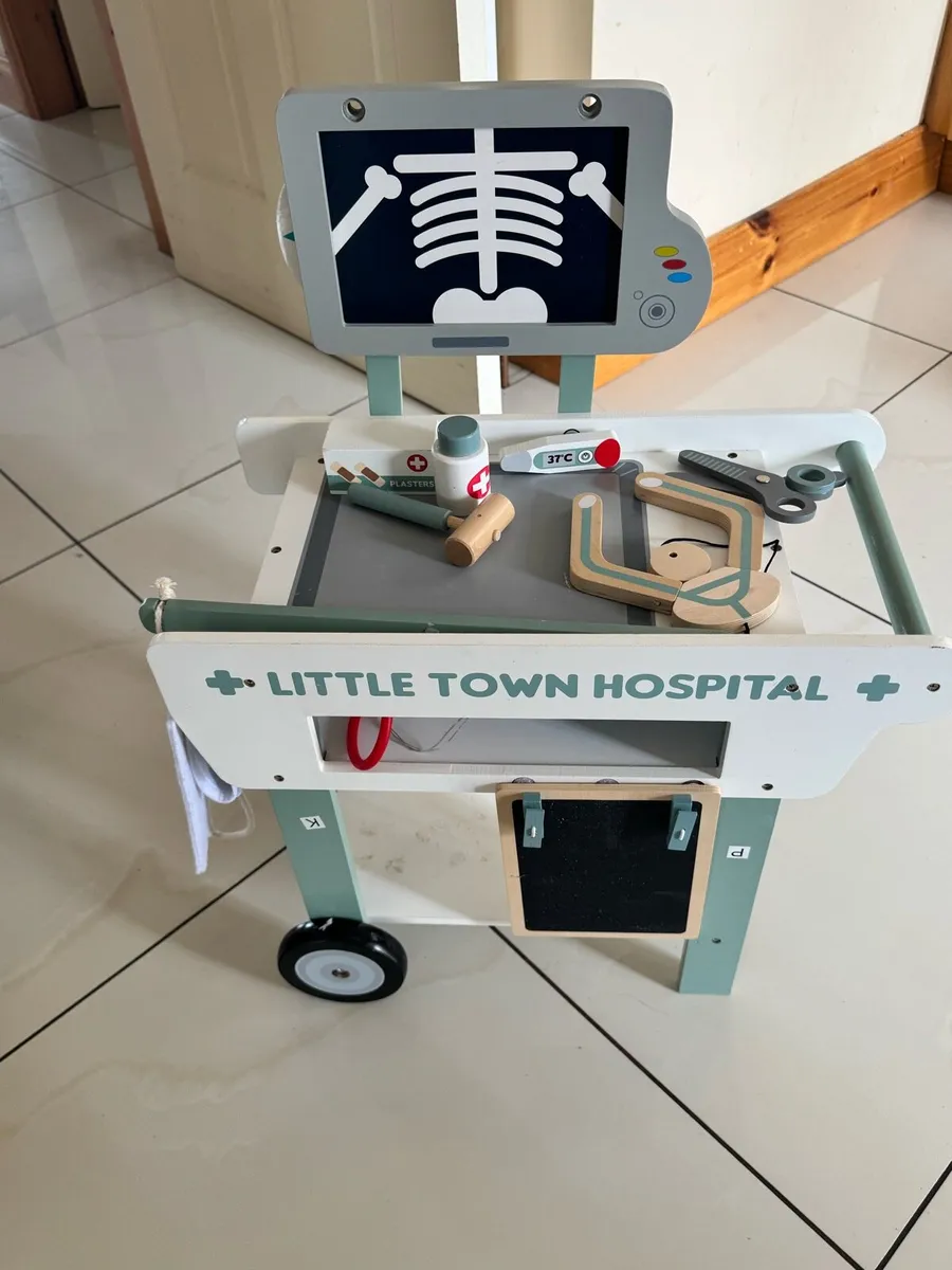 Medical Centre - Image 1