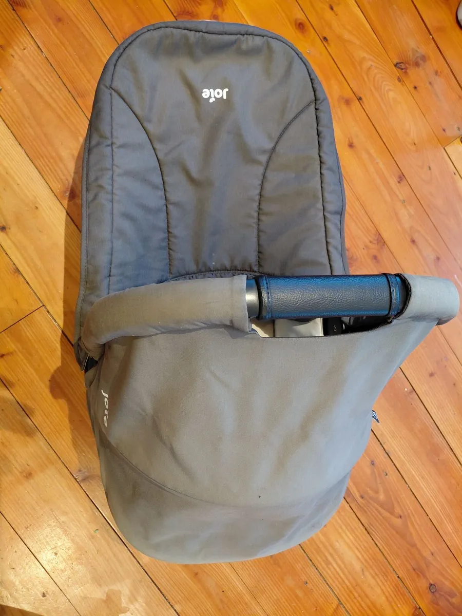 Baby bassinet - Image 2