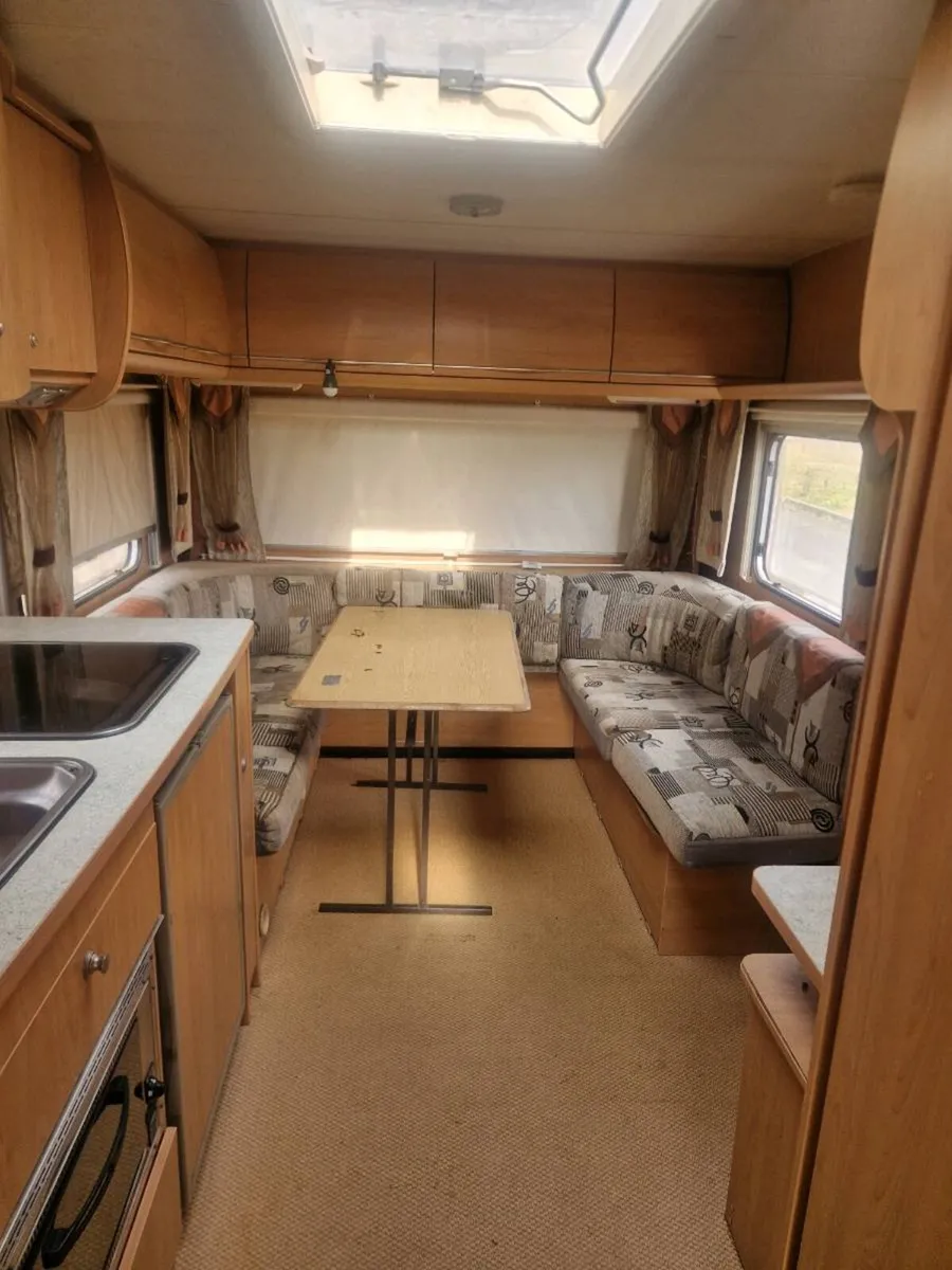 Caravan - Image 4