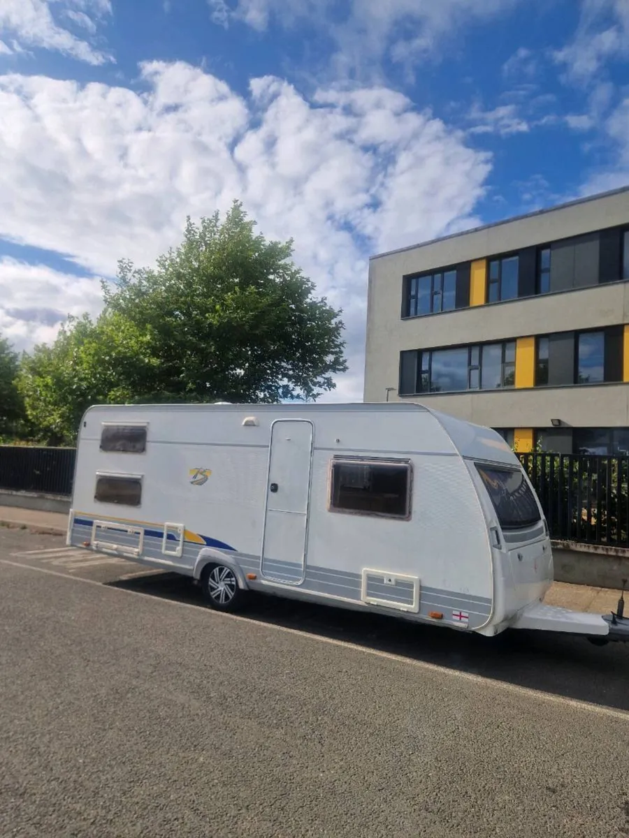 Caravan - Image 1