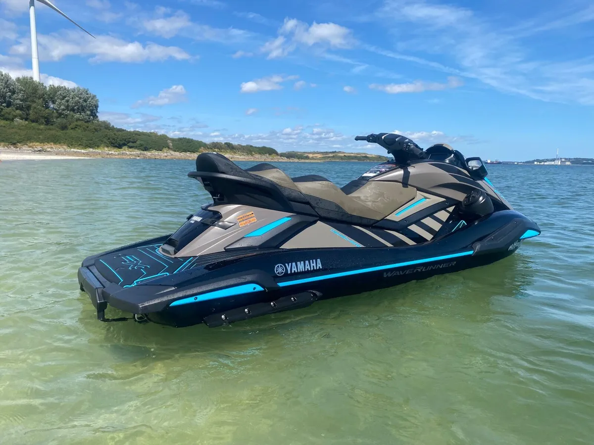 2022 YAMAHA FX CRUISER SVHO - Image 3