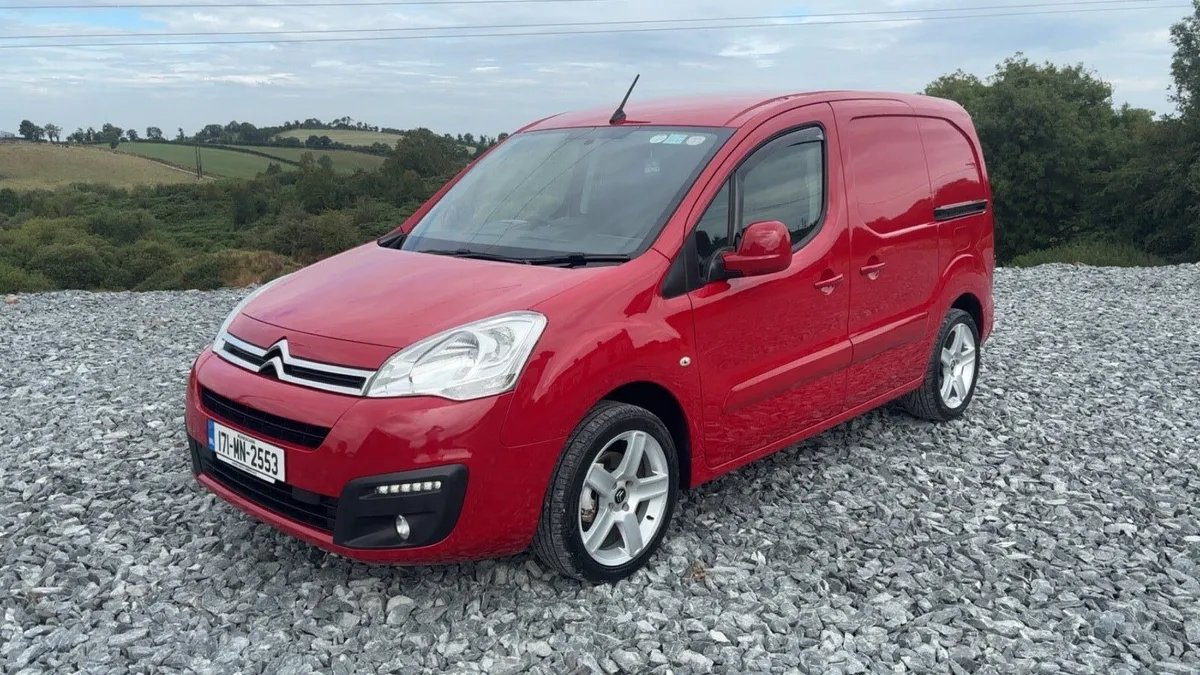 2017 Citroen Berlingo Enterprise - Image 2