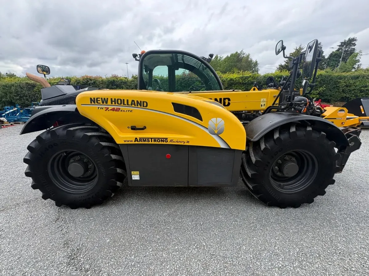 NEW HOLLAND TH7.42 TELEPORTER - Image 2