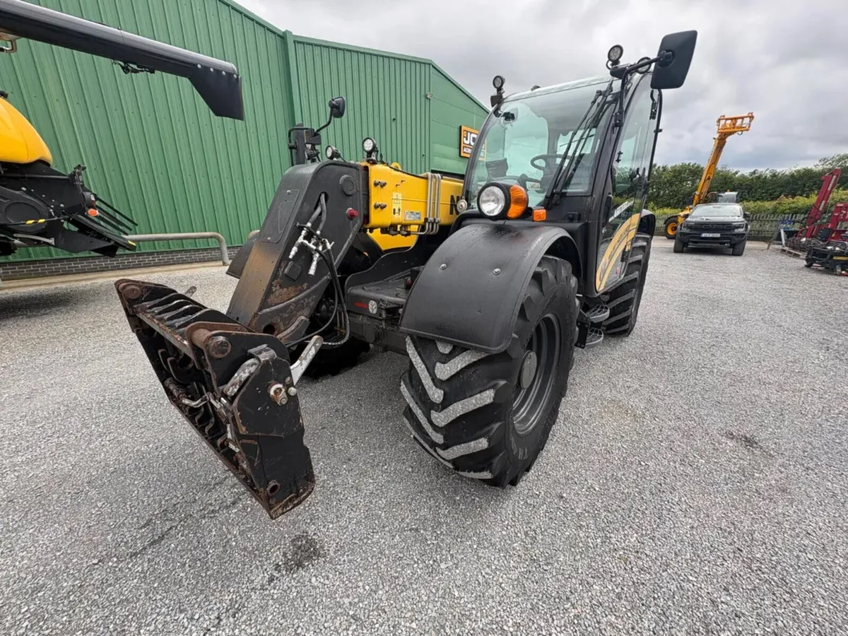 NEW HOLLAND TH7.42 TELEPORTER - Image 4