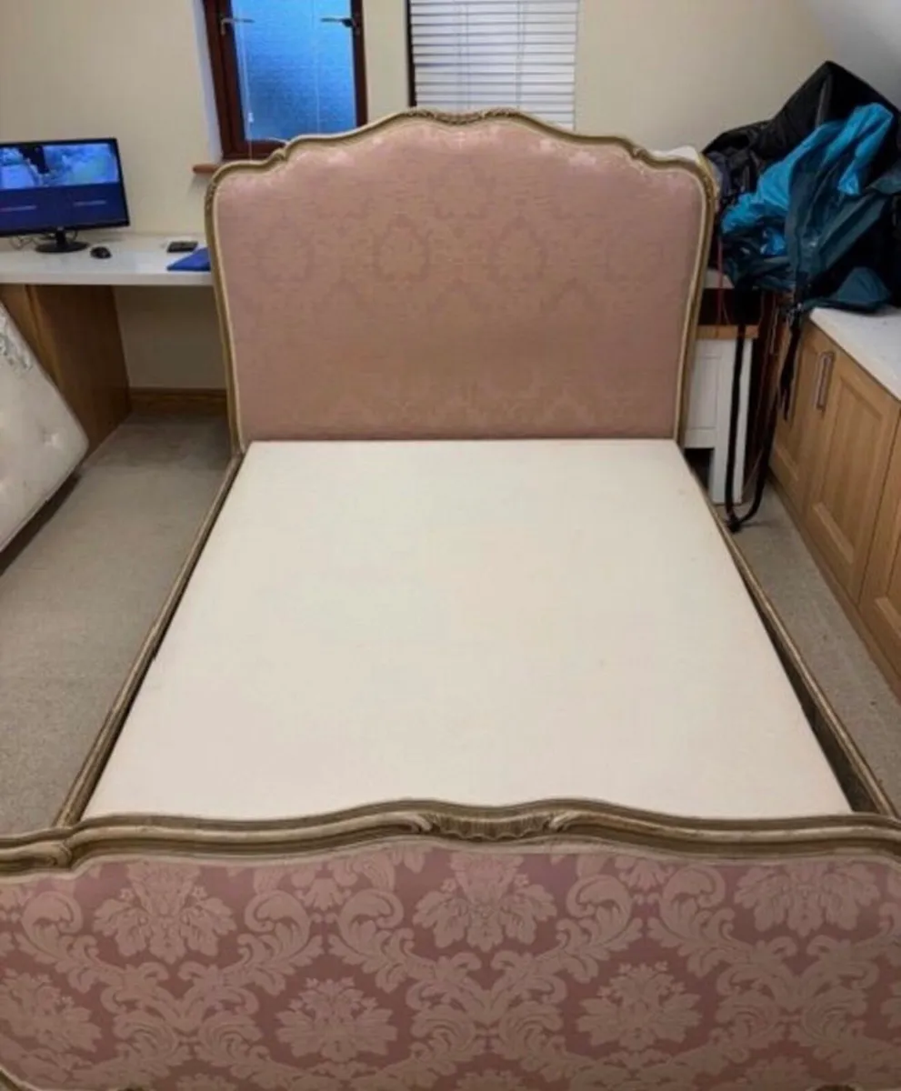 Antique French double bed - Image 1