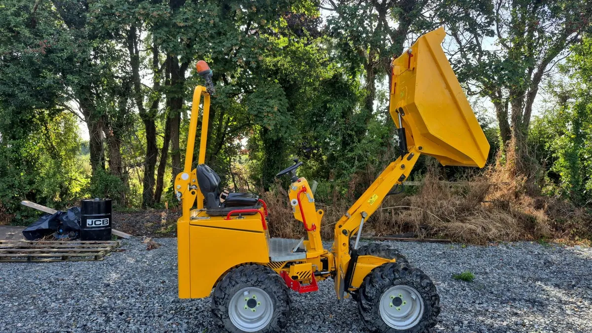 One ton dumper - Image 1