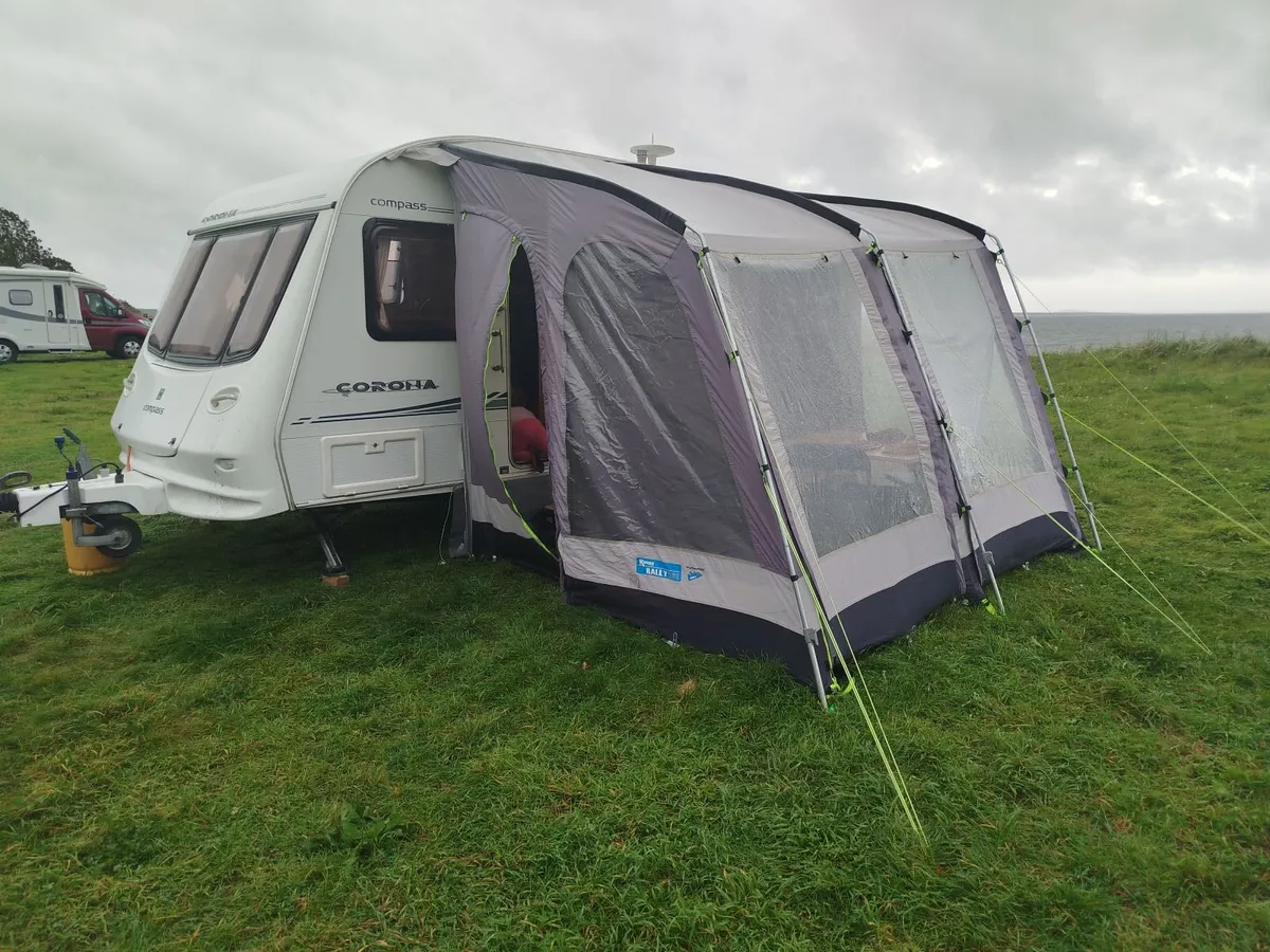 Caravan - Image 1