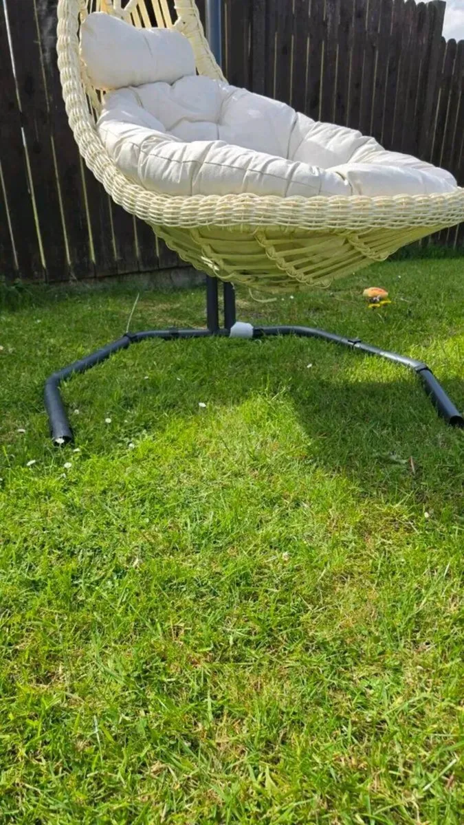 Swing Chair outdoor furniture eggchair brand new - Image 3