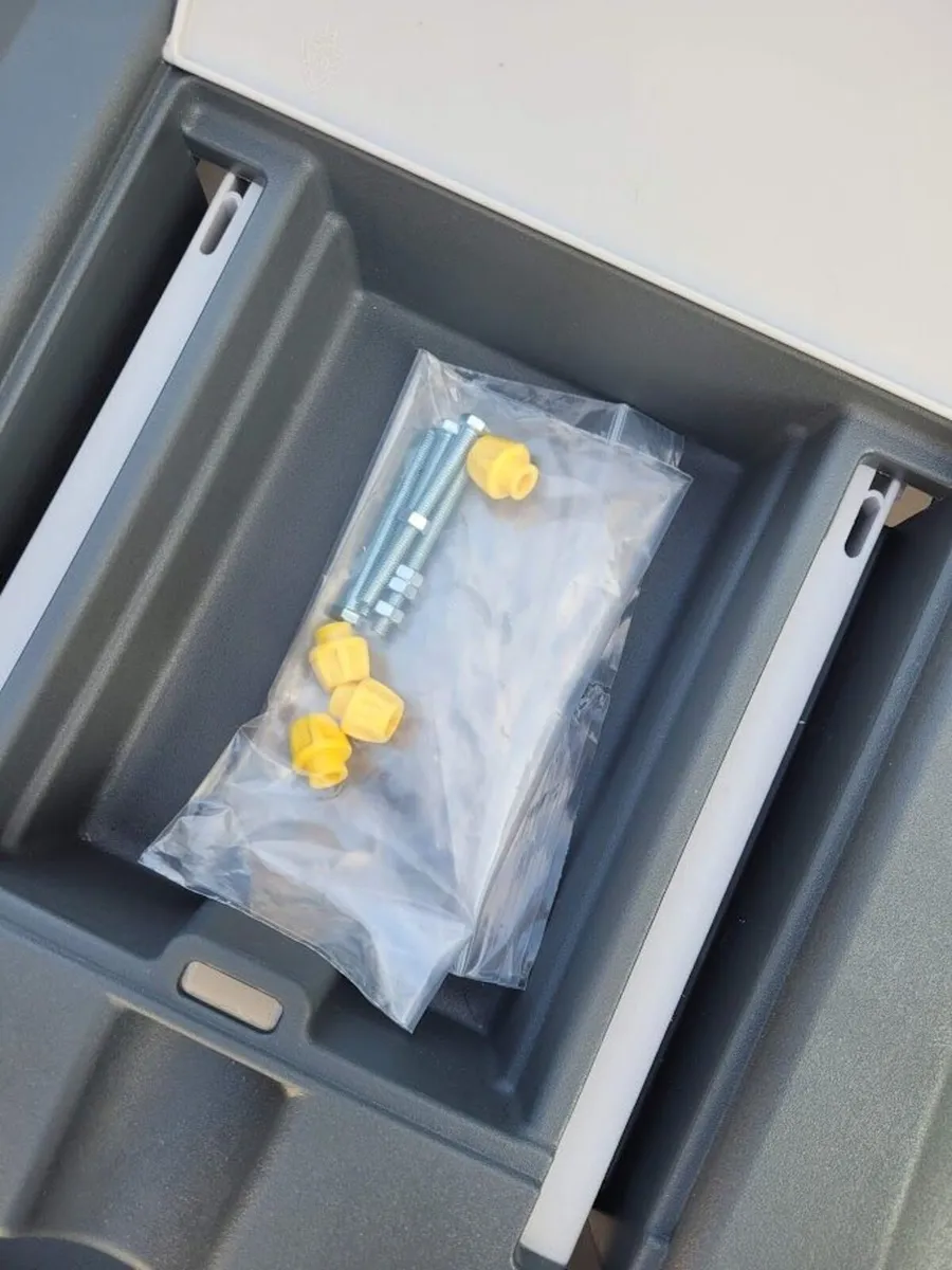 IATA Approved Dog Travel Crate - Image 3