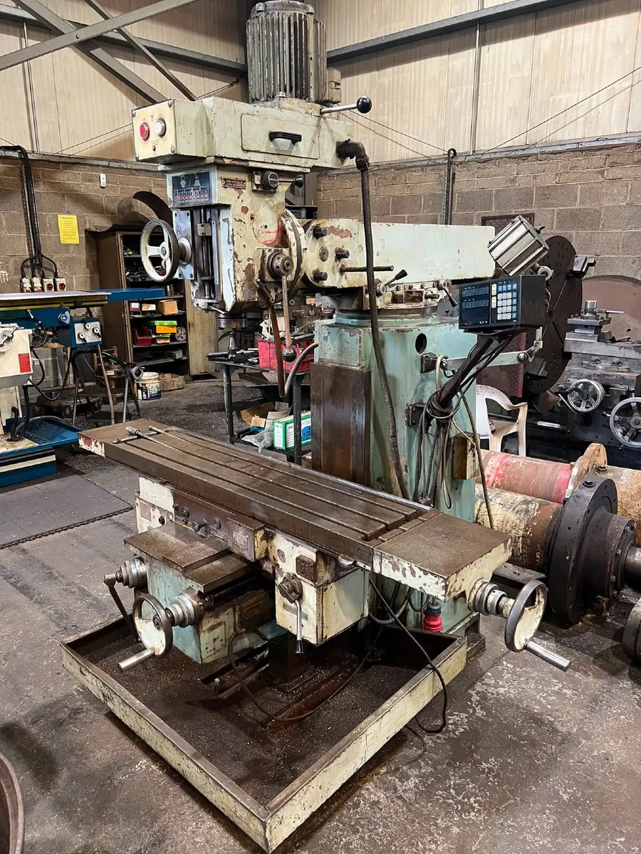 TOS Milling Machine - Image 1