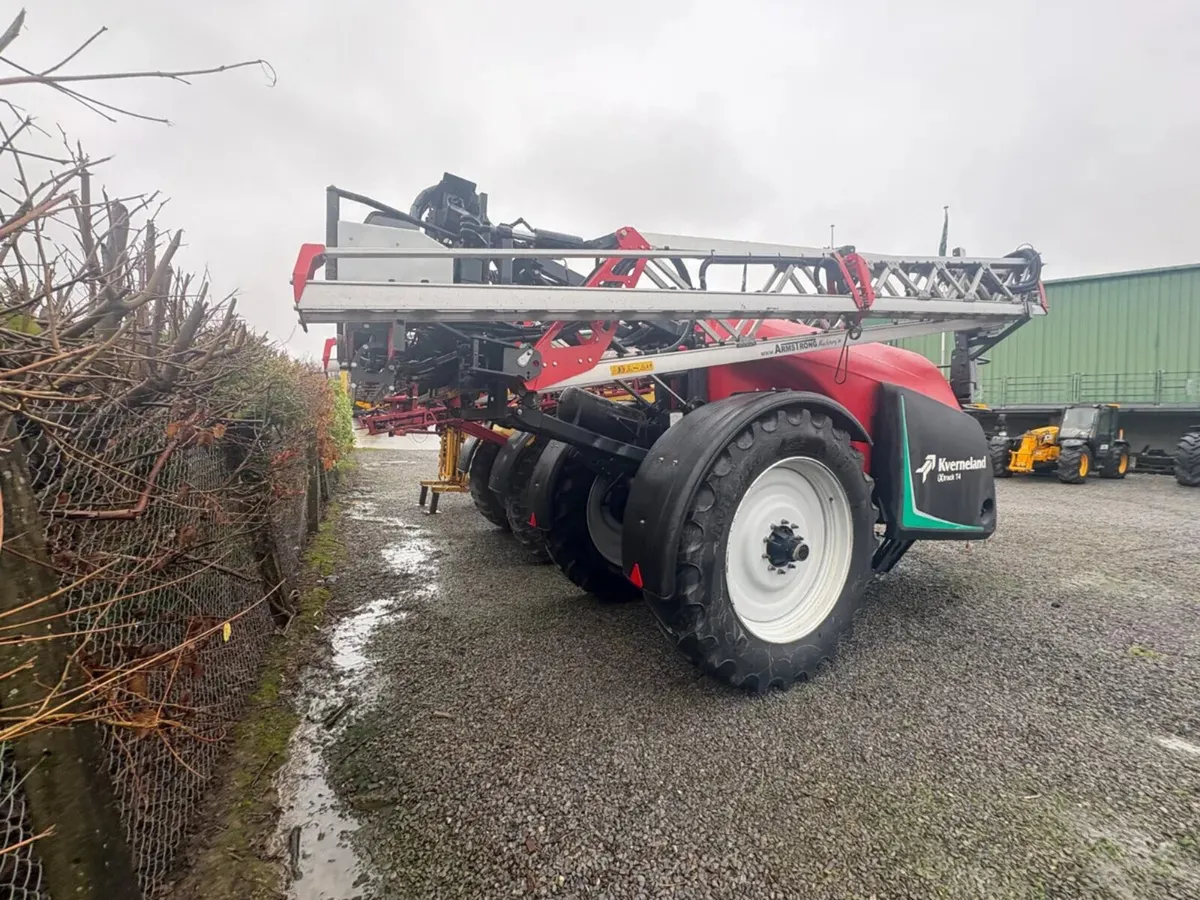 KVERNELAND IXTRACK T4 - Image 2