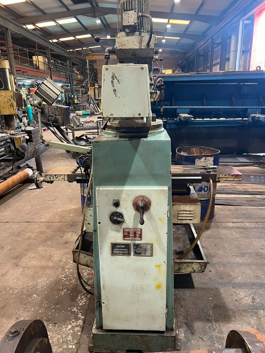 TOS Milling Machine - Image 4
