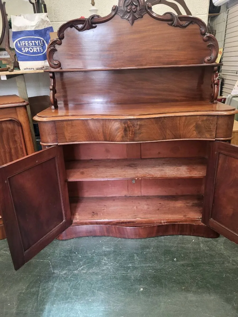 Beautiful Victorian sideboards - Image 3