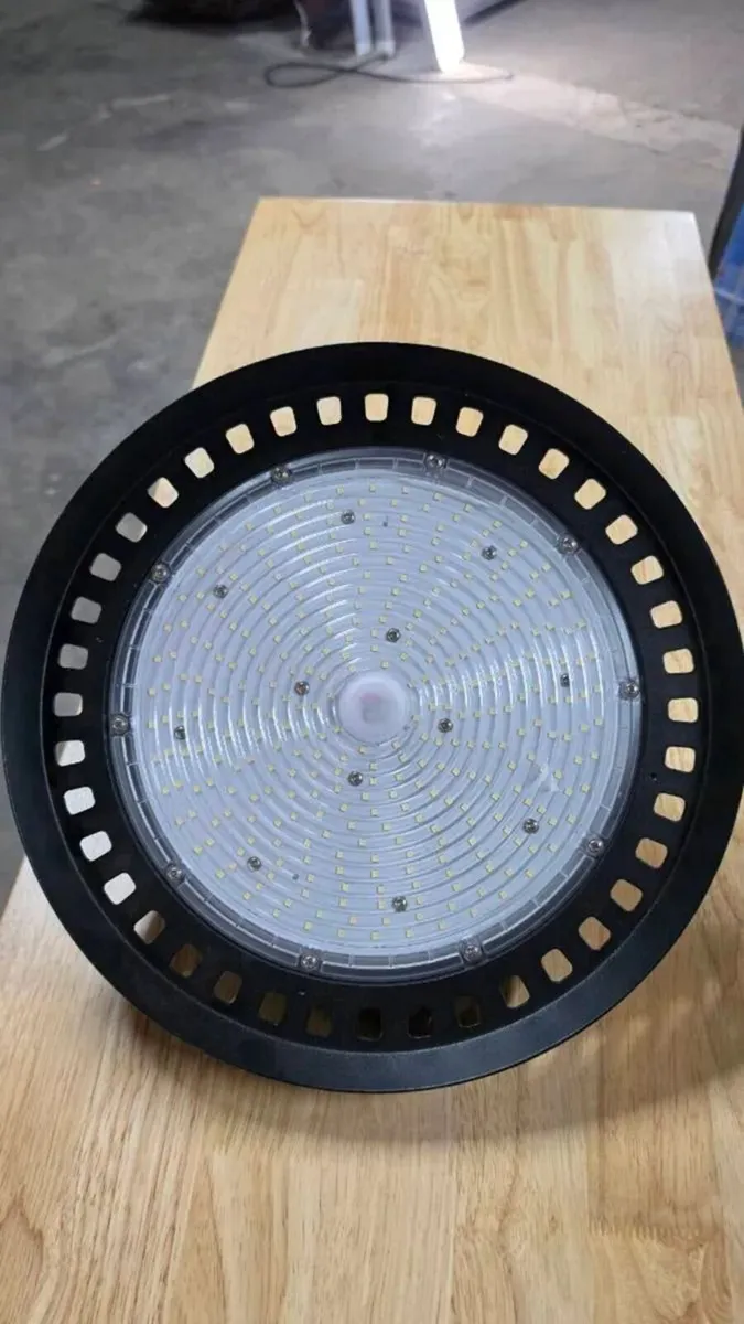 Shed lights, warehouse LED lights, highbay lights - Image 3
